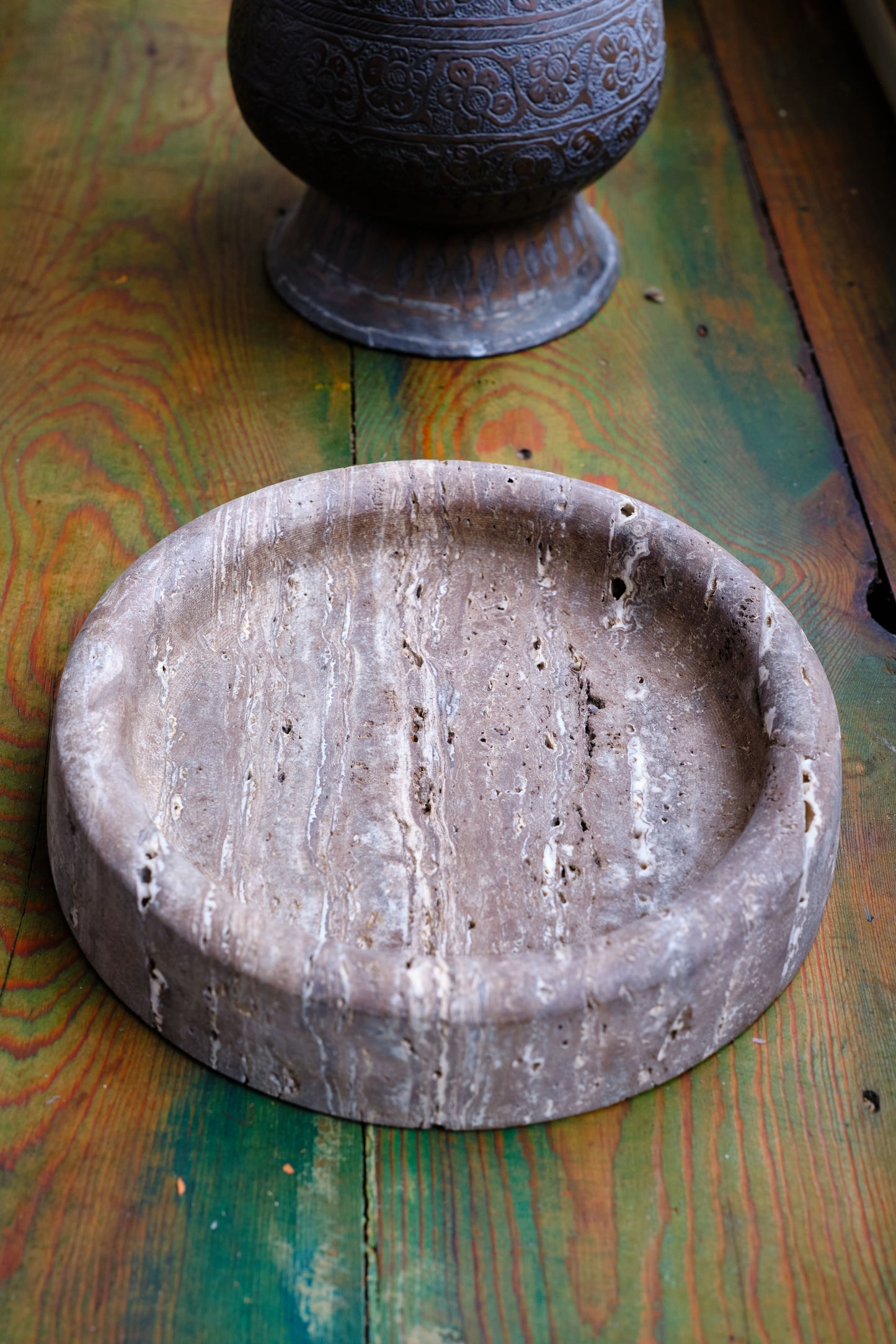 Round Brown Travertine Thick Tray S
