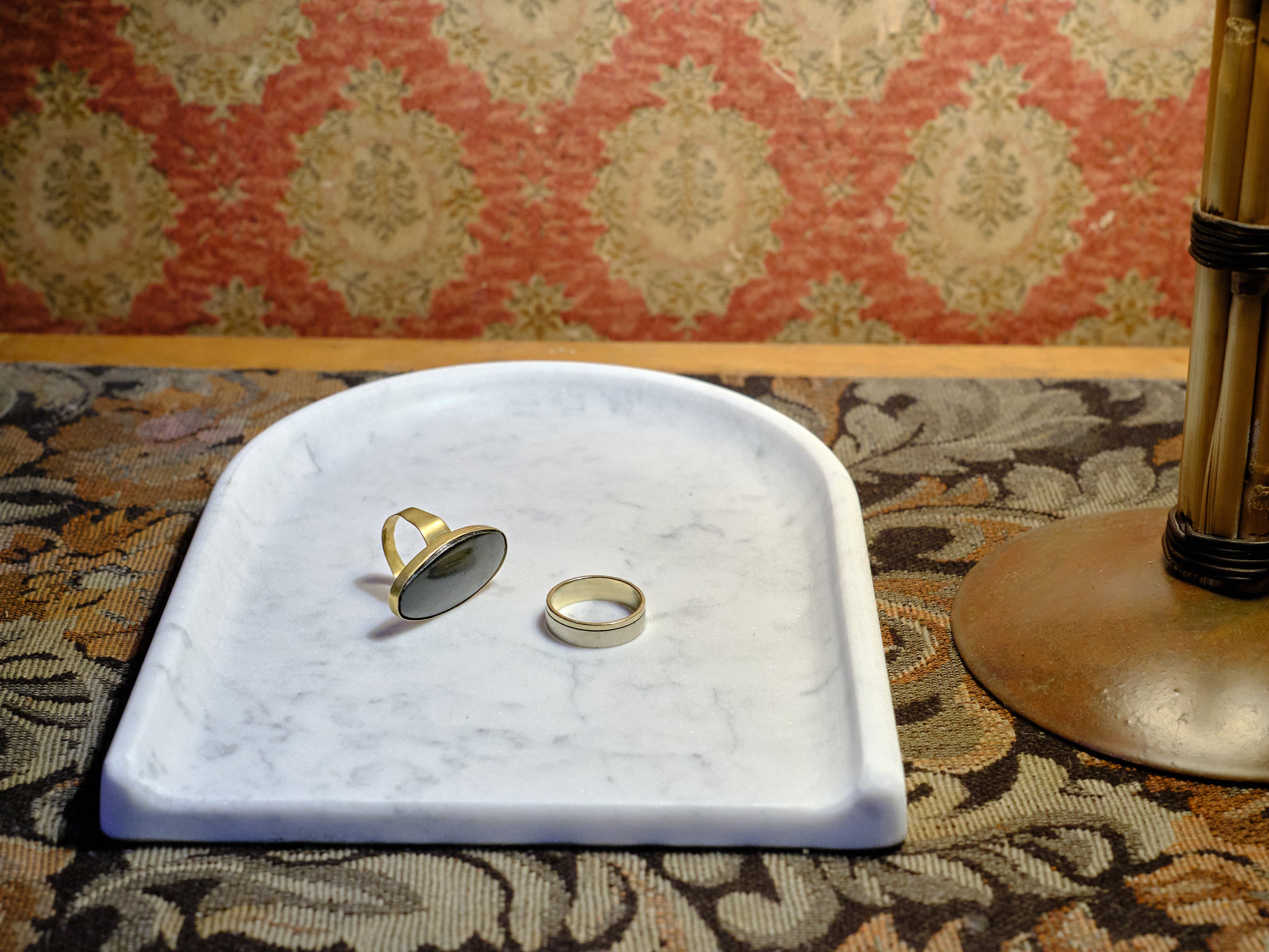 Arch Carrara Tray