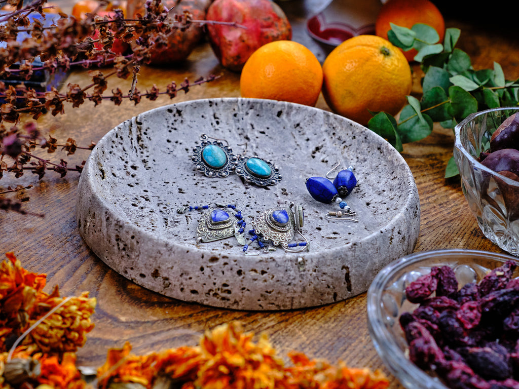 Round Silver Travertine Tray