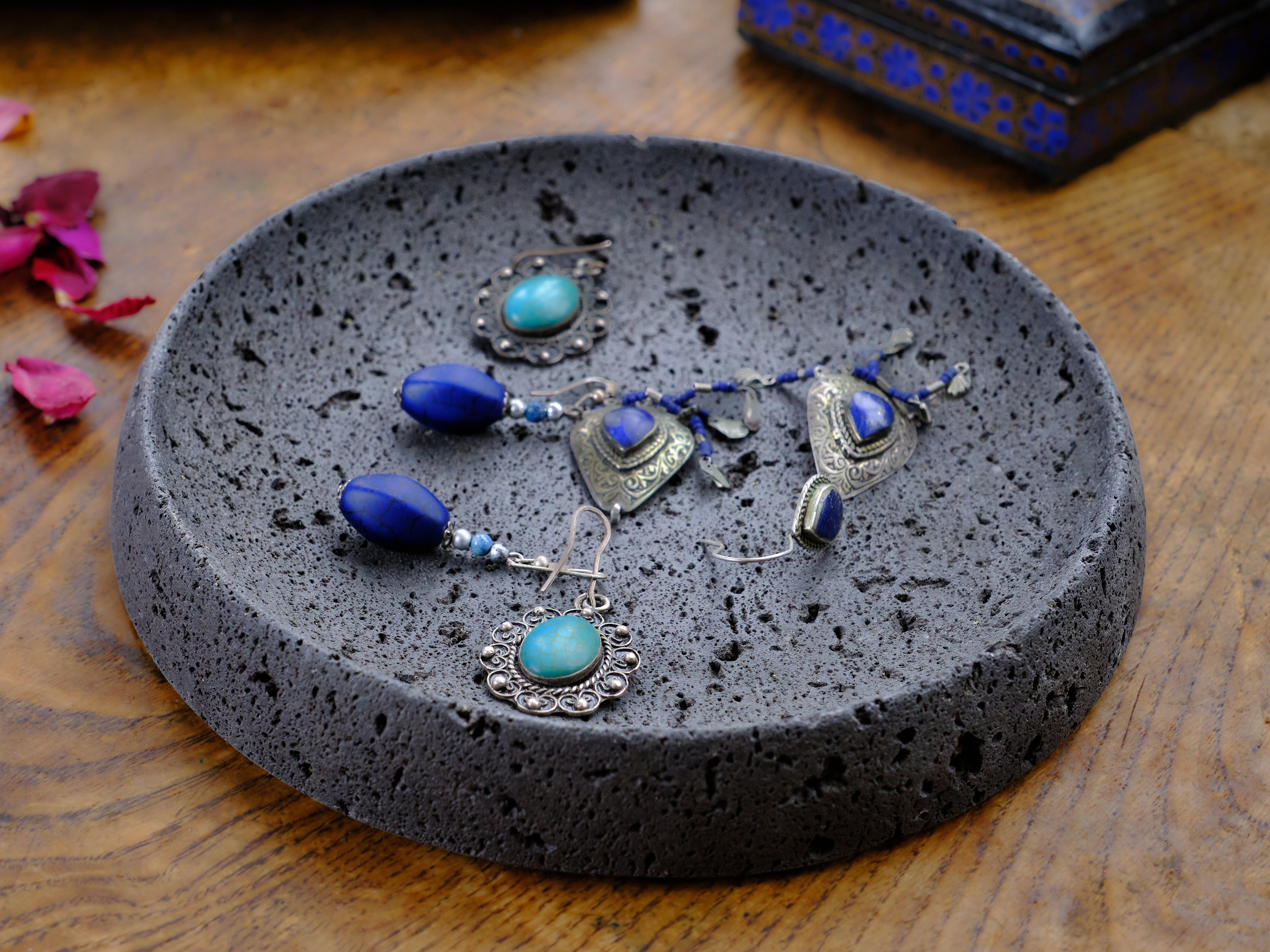 Round Lava Stone Tray